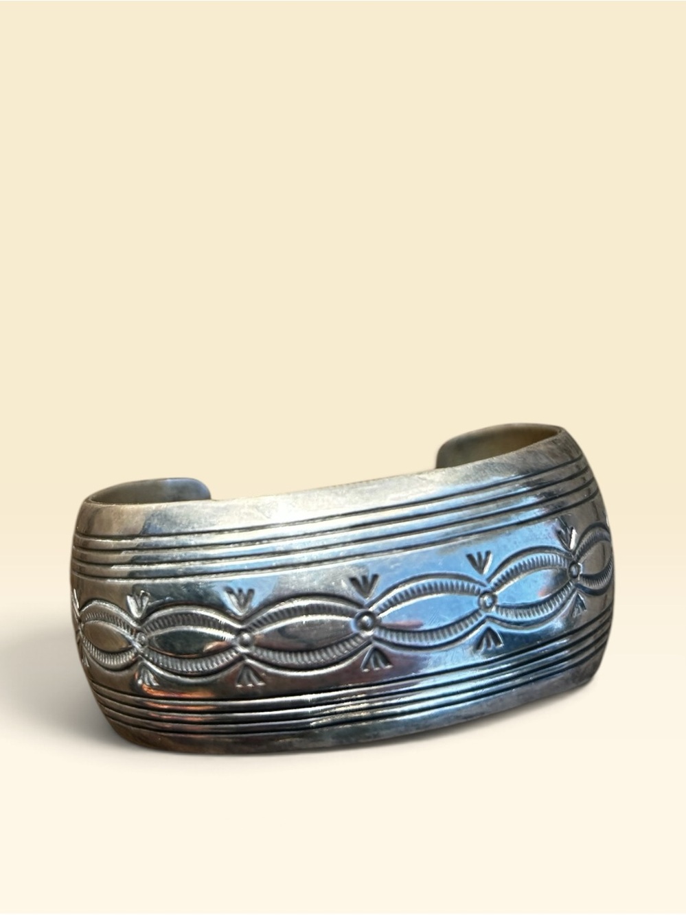 Vintage Heavy Navajo Sterling Cuff